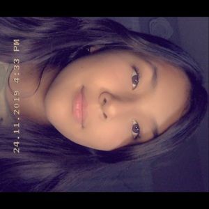 Meet your Posher, Aileen